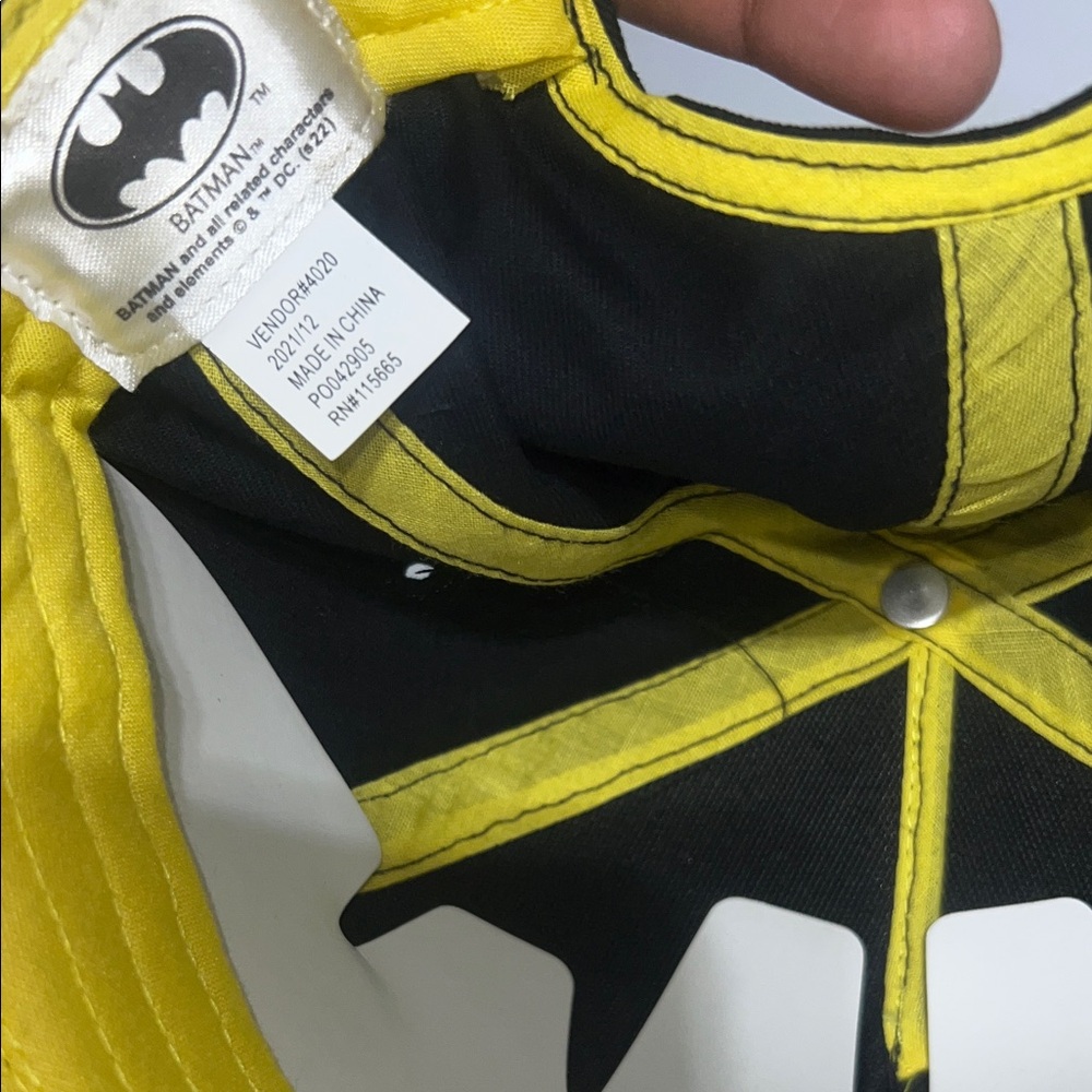 NWT - Youth Batman Logo Cap - Picture 5 of 7